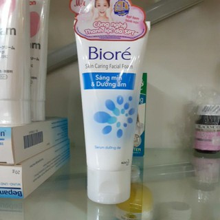 Sữa rửa mặt Biore sáng mịn và dưỡng ẩm 50g