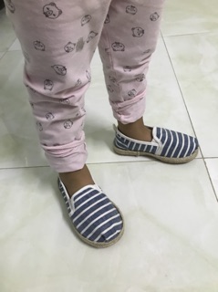 Giày slipon H@M bé trai,bé gái