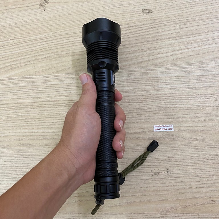 Đèn pin siêu sáng Ultrafire X92 cực sáng, zoom xa gần, pin to cực khỏe –