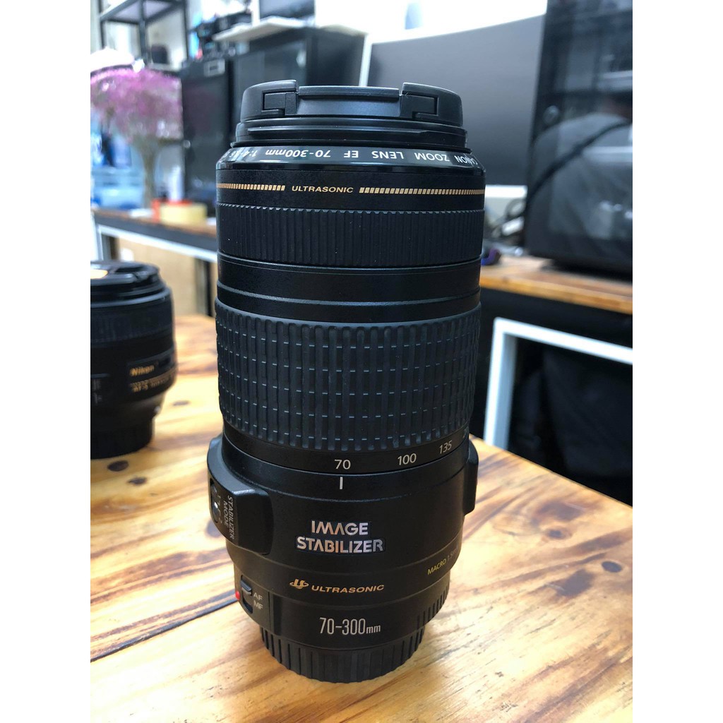 Ống kính Canon EF 70-300mm IS USM