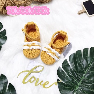 Giày len vàng xinh cho bé 🧶🧶