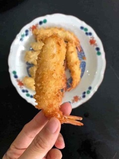 Tôm tẩm bột chiên xù