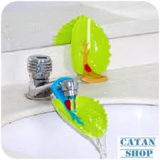 Vòi nước trang trí gắn lavabo nối dài vòi giúp bé rửa tay