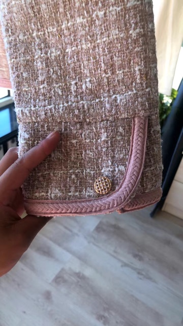 Áo khoác dạ tweed dáng ngắn kẻ ô hồng/ áo khoác dạ cài khuy cổ v hàn quốc