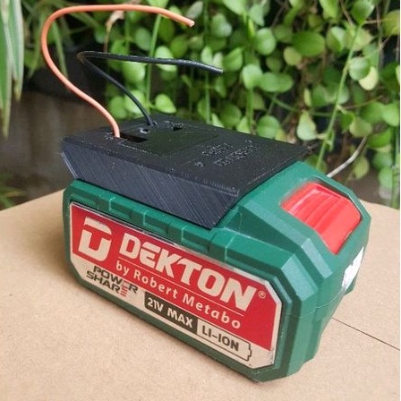Đế kết nối nguồn cho pin Dekton - DK21