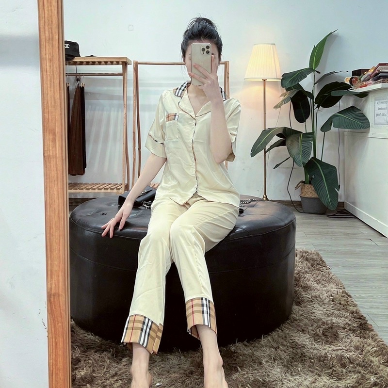 Bộ lụa pijama mặc viền kẻ hàng thiết kế cao cấp
