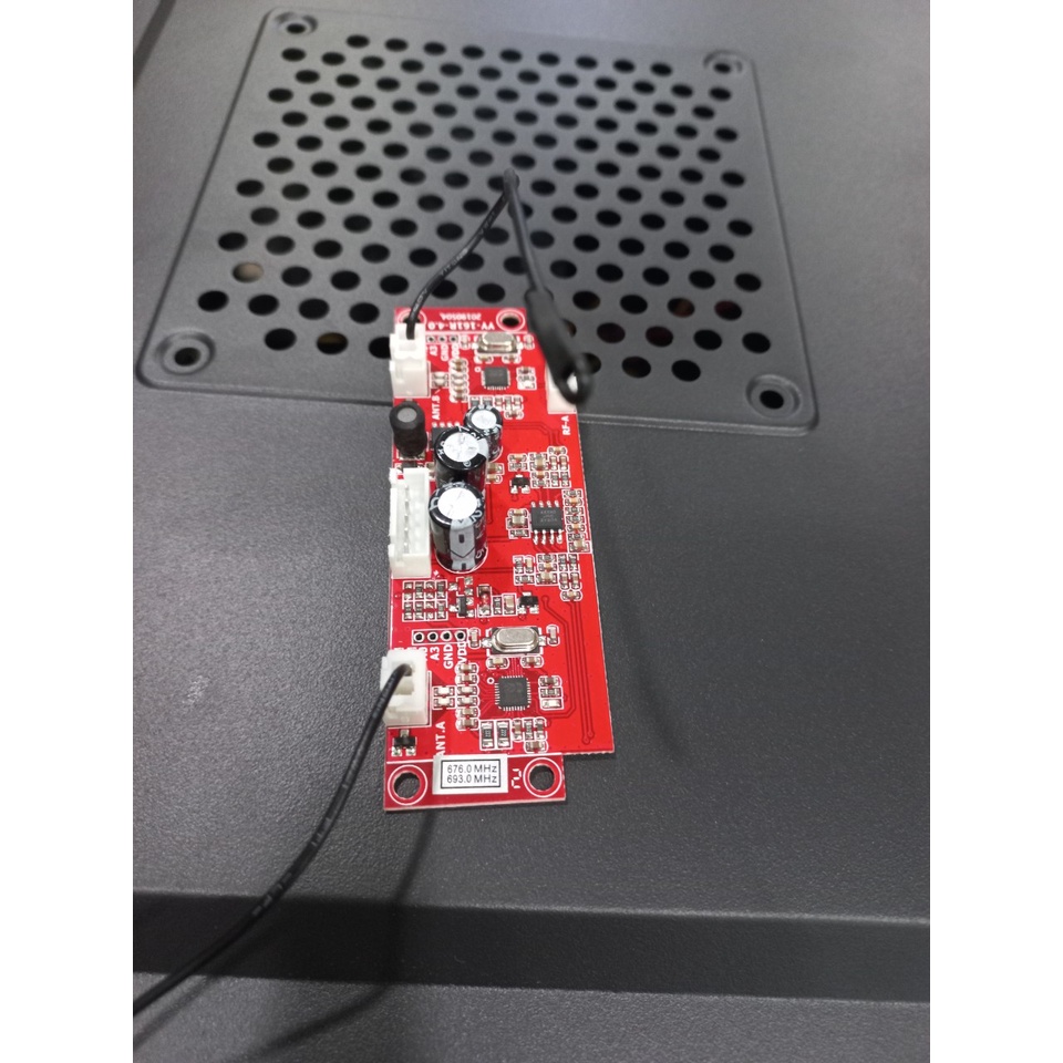 Board mic loa kéo tần số 676.0 mhz-693.0 mhz