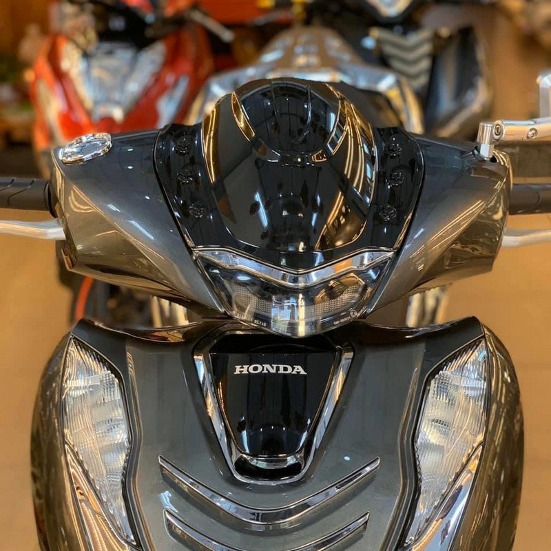 [XẢ KHO] ỐP CHẮN GIÓ, MÃO SỬ DỤNG CHO SH 2020 MÀU ĐEN BÓNG XINH LUNG LINH