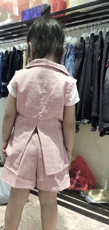 Bộ vest sát nách cho bé