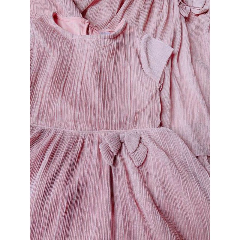 Váy đầm bé gái