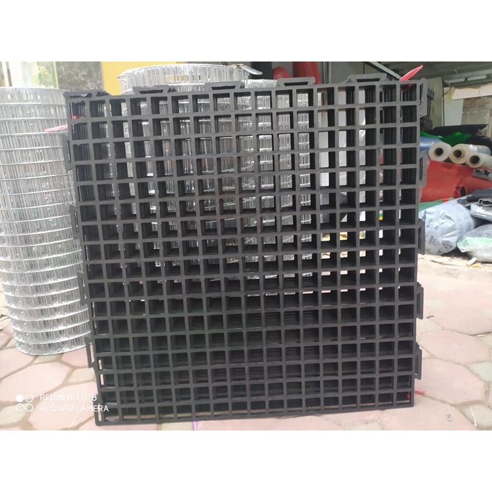 Sàn nhựa đen 95*95 cm lót sàn, làm giá đỡ kê lan