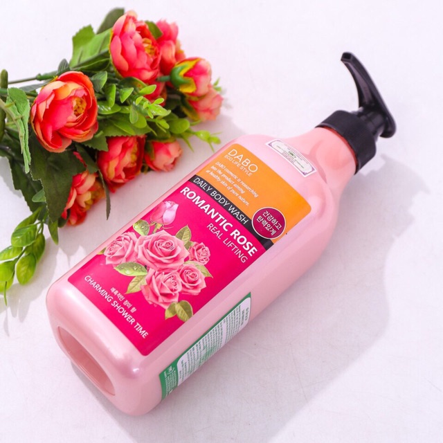 Sữa Tắm Trắng Da Hàn Quốc Tinh Chất Từ Hoa Hồng Dabo Romantic Rose (750ml)