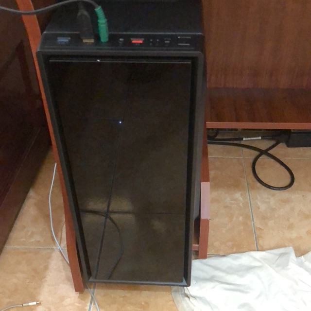 Dàn máy tính để bàn chơi game ngon. Hàng vẫn còn bảo hành nhà sx nha anh em chỉ việc lấy về chiến thôi. Hàng nét luôn ae