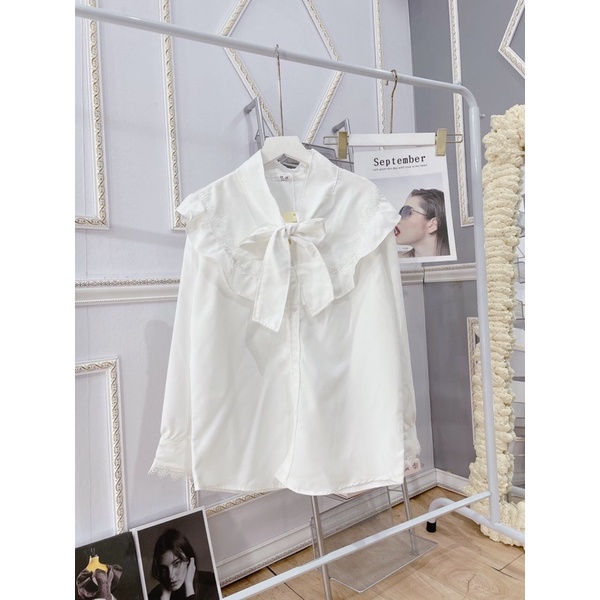 Áo sơ mi cổ nơ phối ren hoa