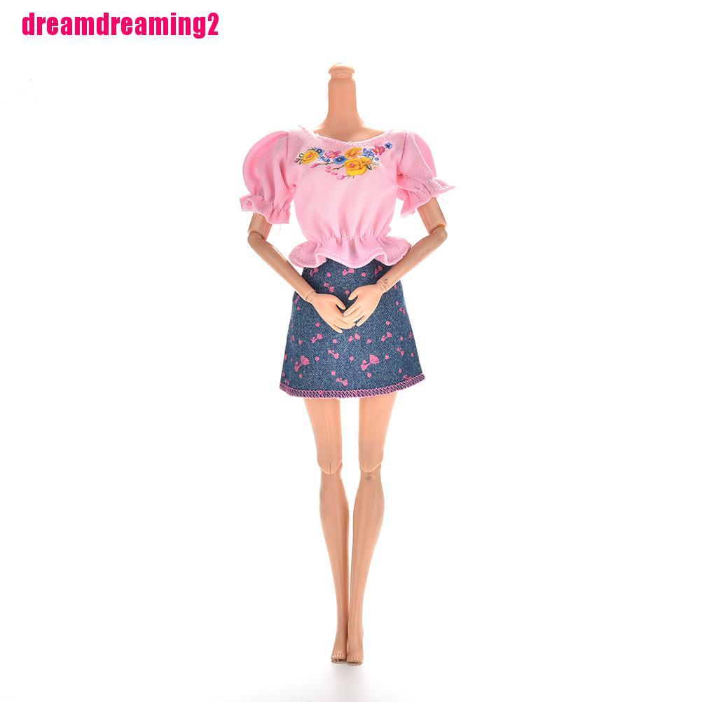 Bộ 2 Áo Thun Màu Hồng + chân váy jean Cho Búp Bê Barbie