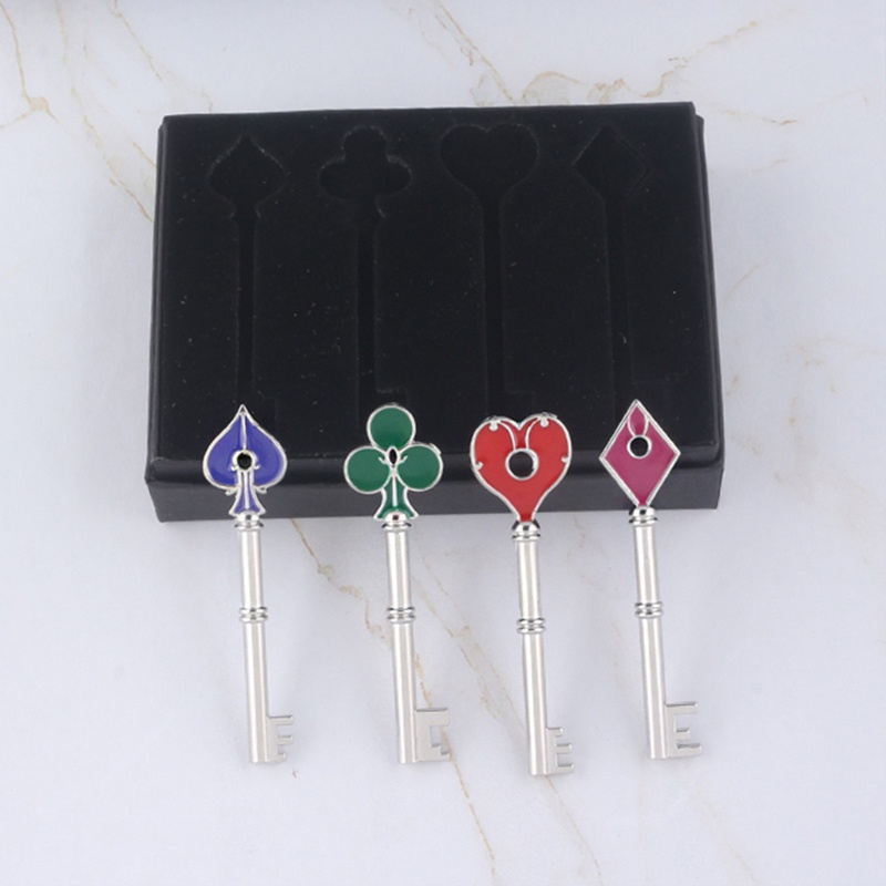 Bộ 4 Móc Khóa Hóa Trang Trò Chơi Trái Tim / Mận / Vuông RPD Dành Cho Nam