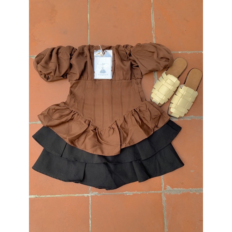 set áo trễ vai cúp ngực mix chân váy tầng vh ce ơi. size: sm.5 màu hót hit😍màu nâu tây thật sự😍 | BigBuy360 - bigbuy360.vn