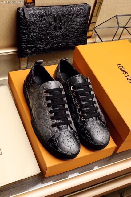 Giày nam các hãng