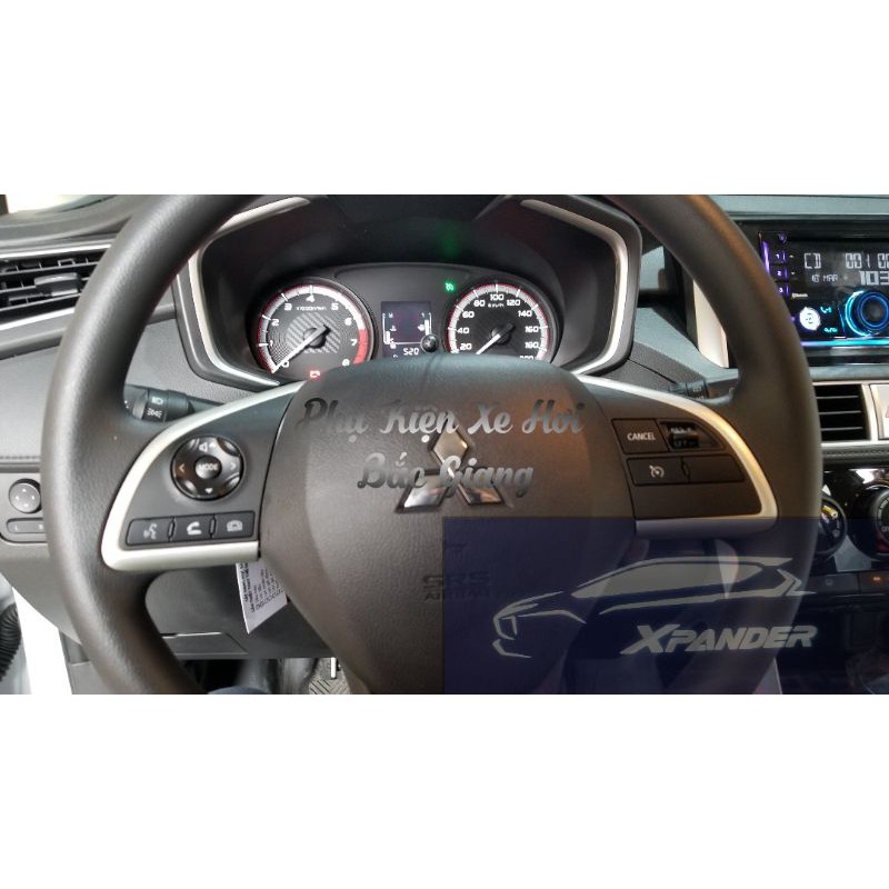 Phím điều khiển tích hợp trên vô lăng / Cruise control cho Mitsubishi Xpander, Attrage có công tắc phanh