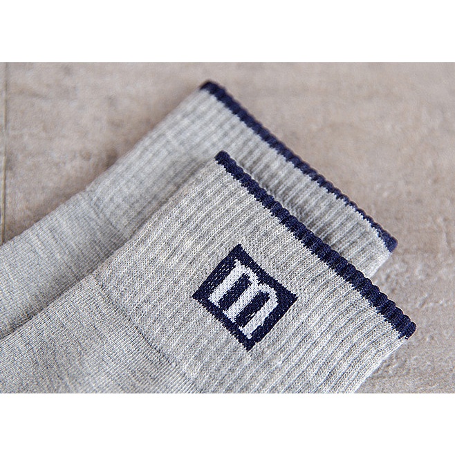 Vớ cotton UNISEX chữ M cổ lửng phong cách thể thao, trẻ trung và năng động.