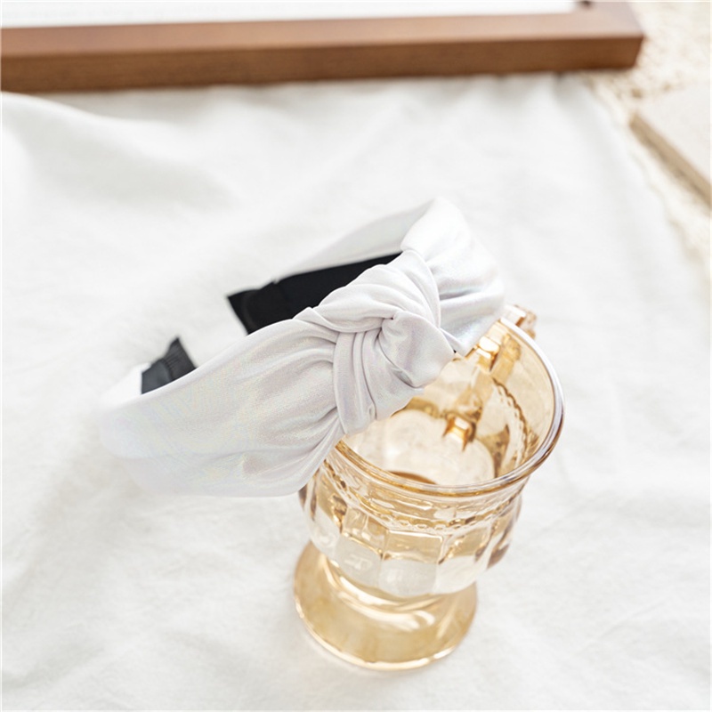 Băng Đô Cài Tóc Bản Rộng Bằng Da Màu Sáng Đơn Giản Cổ Điển Cho Nữ