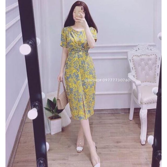 Đầm body hoa vàng xoắn eo