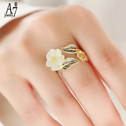 Nhẫn Đeo Tay A7 Đính Đá Ngọc Bích Màu Trắng Hình Hoa Mận