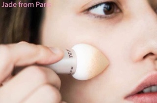 Mút tán kem nền maybelline