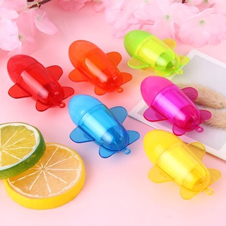 Bút bi hình phi thuyền độc đáo