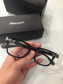 Kính Chrome Hearts gọng bạc