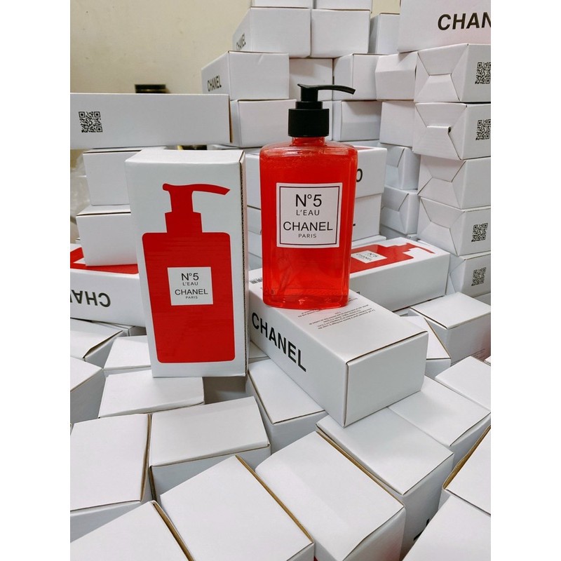 SỮA TẮM NƯỚC HOA CHANEL NO5 ĐỎ