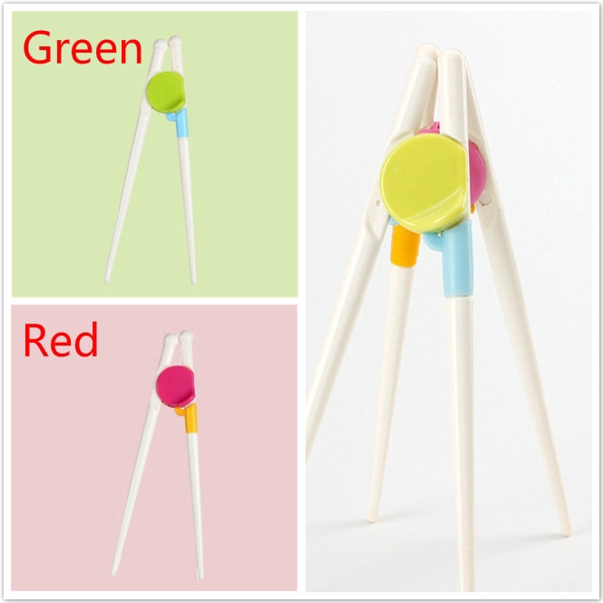 Đũa tập ăn cho bé in hình dễ thương