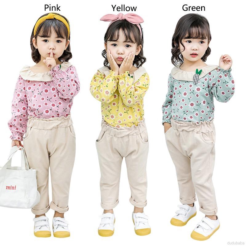 Bộ đồ in hoa cho bé nhỏ