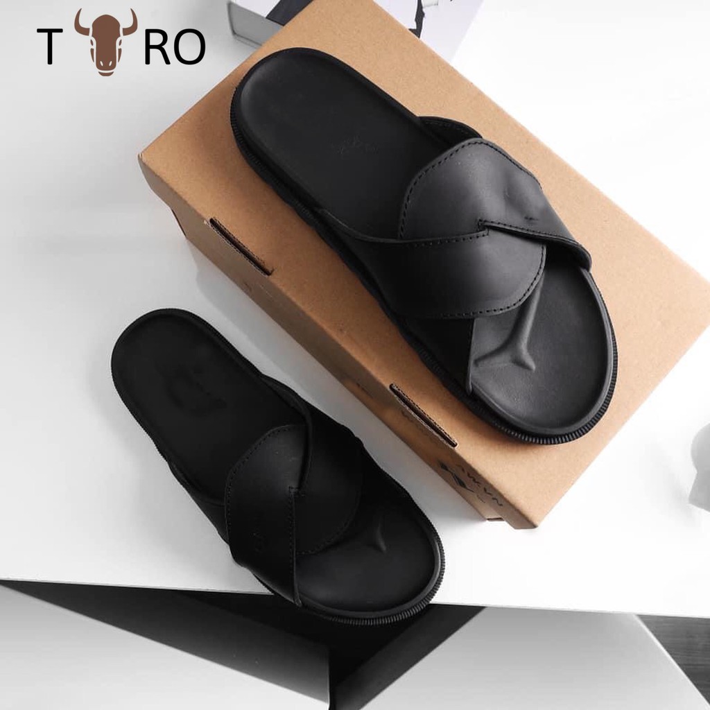 Dép nam quai đan chéo da bò cao cấp Toro - đế cao su màu đen , bảo hành 12 tháng A02