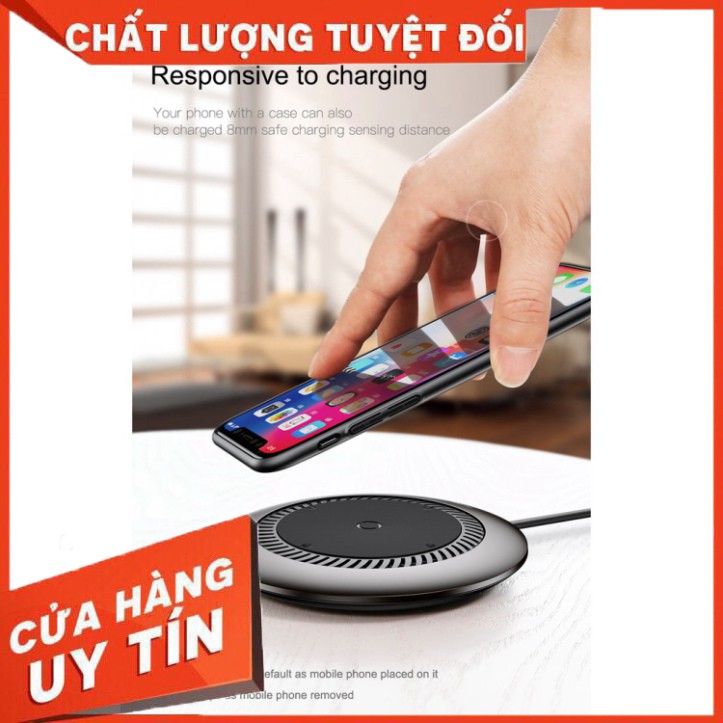 Đế sạc nhanh không dây tích hợp quạt hút tản nhiệt Baseus Whirlwind Desktop cho Apple iPhone/ Samsung (Qi Wireless