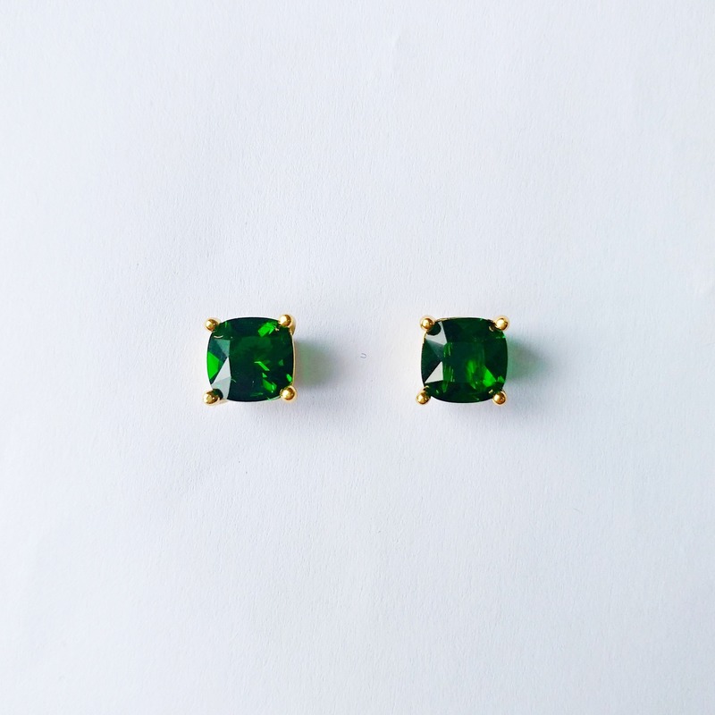 Bông Tai Mạ Vàng 18k Đính Ngọc Lục Bảo Phong Cách Cổ Điển