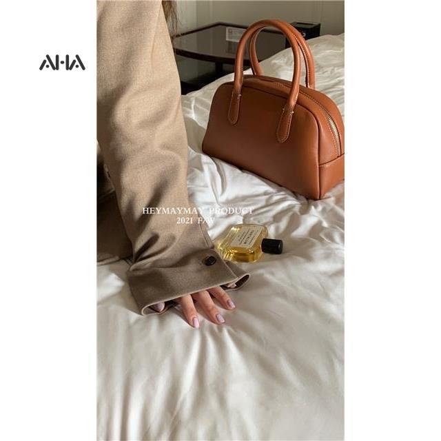 Túi xách AHA official hình vuông nhỏ dễ phối đồ thời trang cho nữ