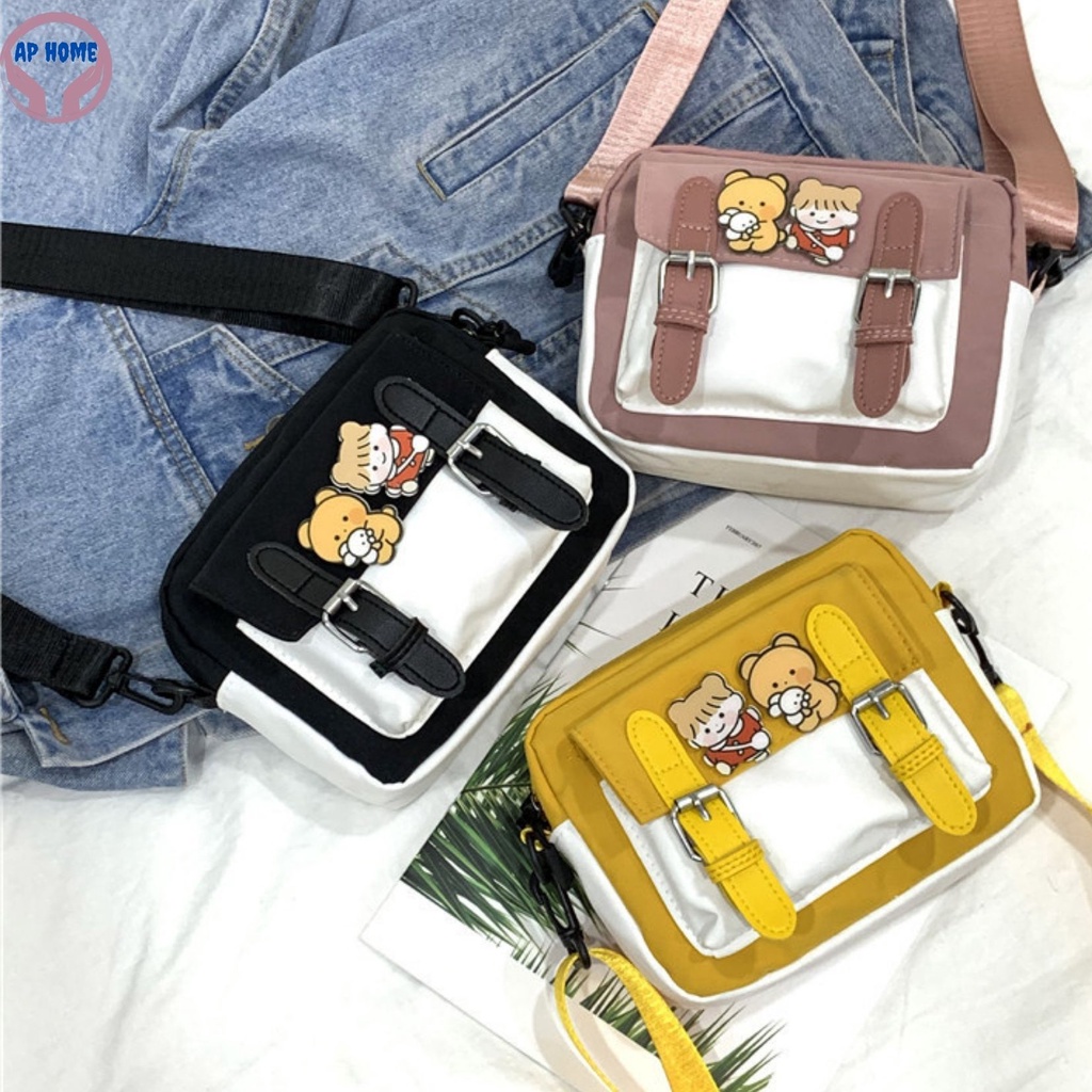 Túi đeo chéo mini siêu dễ thương cho nàng GenZ tặng kèm 2 huy hiệu pin cài trang trí