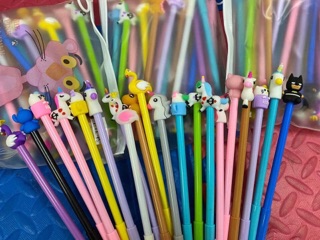 Sét 20 bút bi nước túi zip