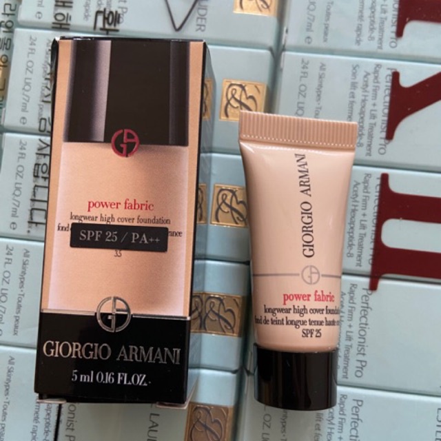 Kem Nền Siêu Hót Giorgio Armani Power Fabric Mini 5ml