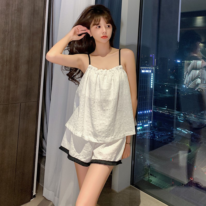 Xiaozhainv Bộ đồ mặc nhà áo hai dây + quần short màu trắng viền đen đơn giản xinh xắn thoải mái cho nữ | BigBuy360 - bigbuy360.vn