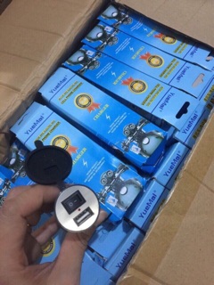 Sạc Điện Thoại Trên Xe Máy