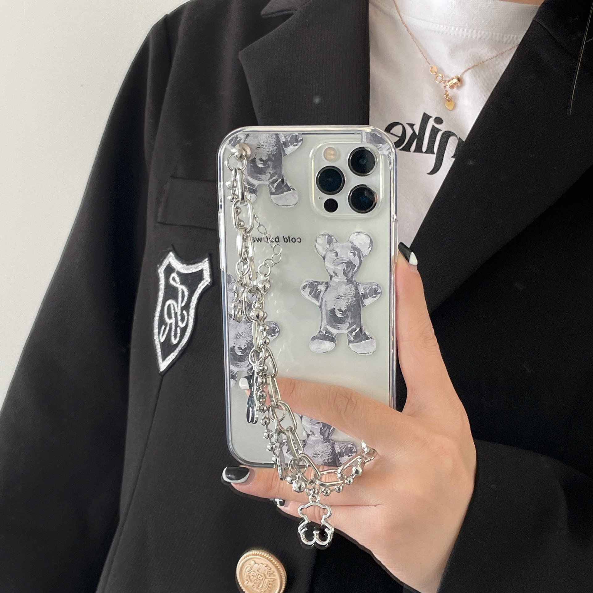 Ốp điện thoại họa tiết gấu có dây đeo tay cho APPLE IPHONE 12 11PROMAX 11/12PROMAX/8PLUS/12MINI/XS/7/8/X/XR/XSMAX