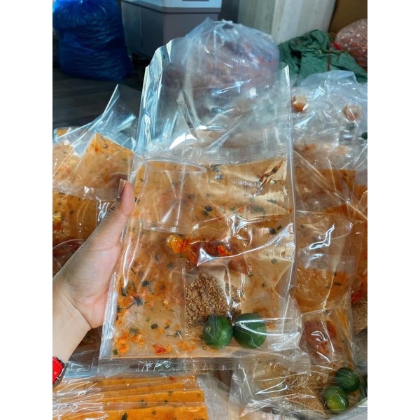 Bánh tráng dẻo tôm cay