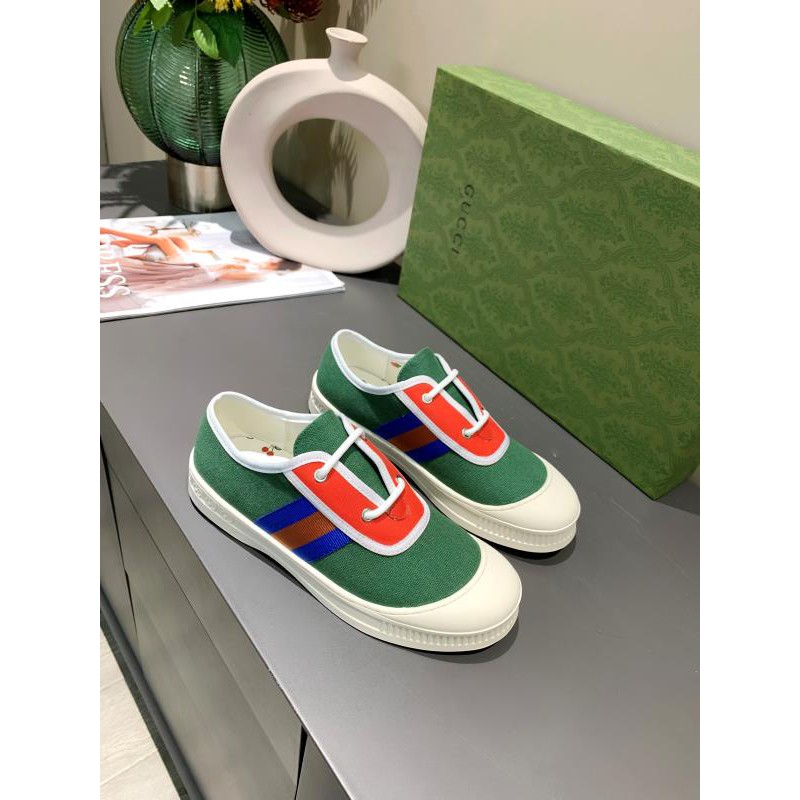 Giày sneakers nam da thật GUCCI GG GC thiết kế năng động và hiện đại với phần dây thiết kế độc đáo, sáng tạo