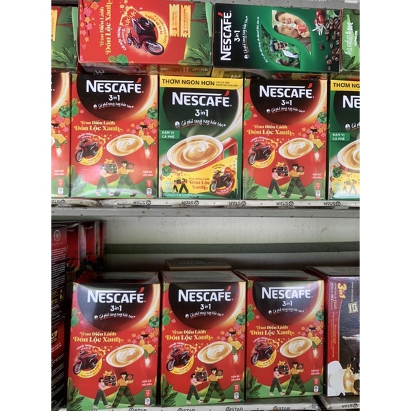 Cà phê rang xay hòa tan Nescafé 3in1 đậm vị cà phê (Hộp 20 gói x 17g)