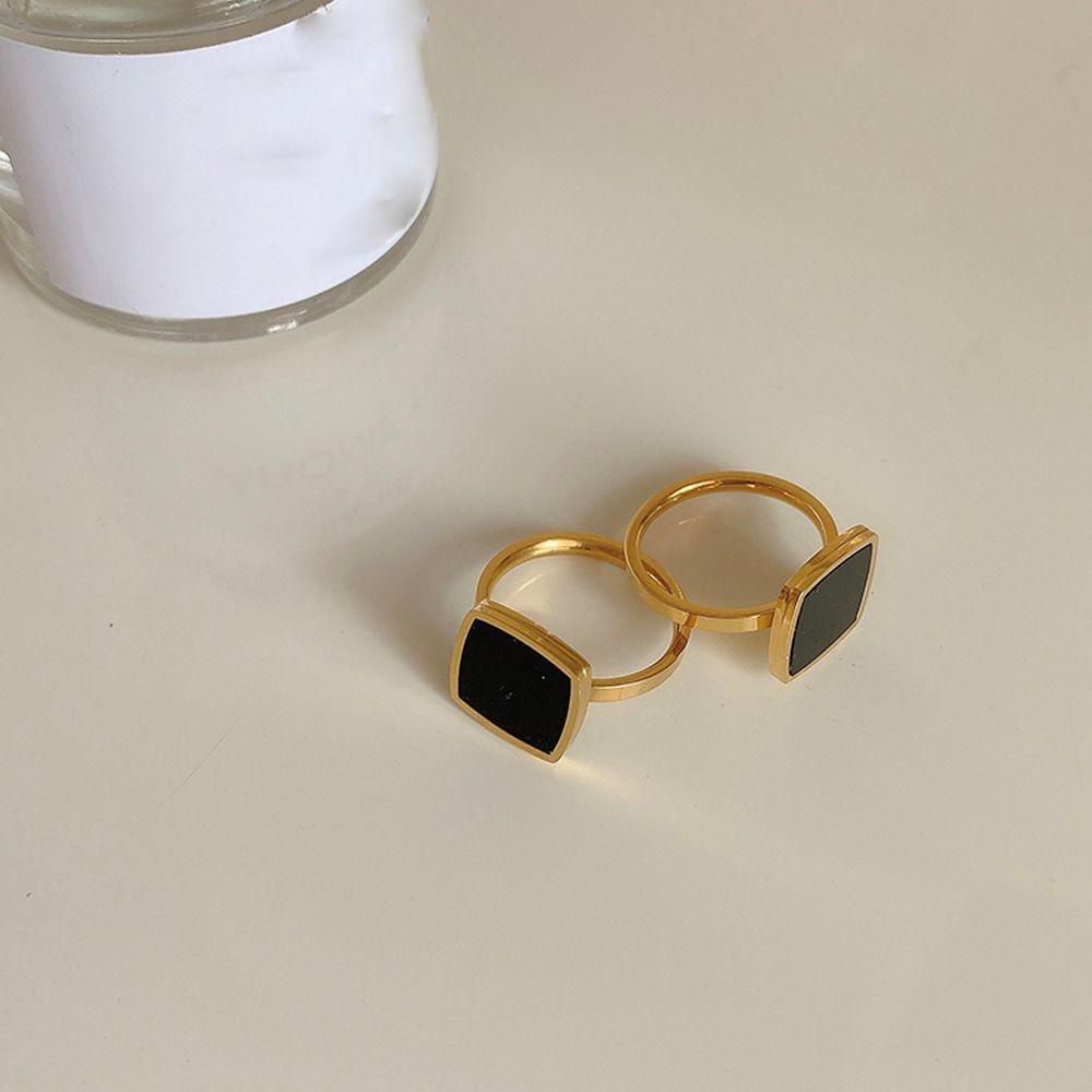 Dây Chuyền / Vòng Tay Mặt Vuông Đơn Giản Thời Trang Unisex