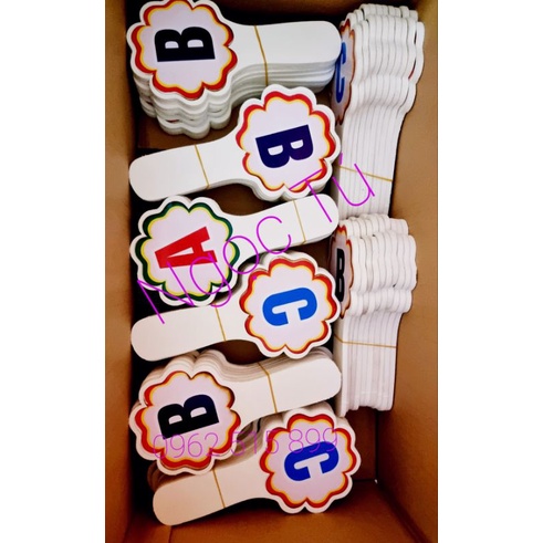 Thẻ Đáp Án ABCD Đ S Mếu Cười có cán siêu bền 2 mặt