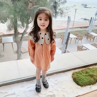 Đầm cổ sen chấm bi