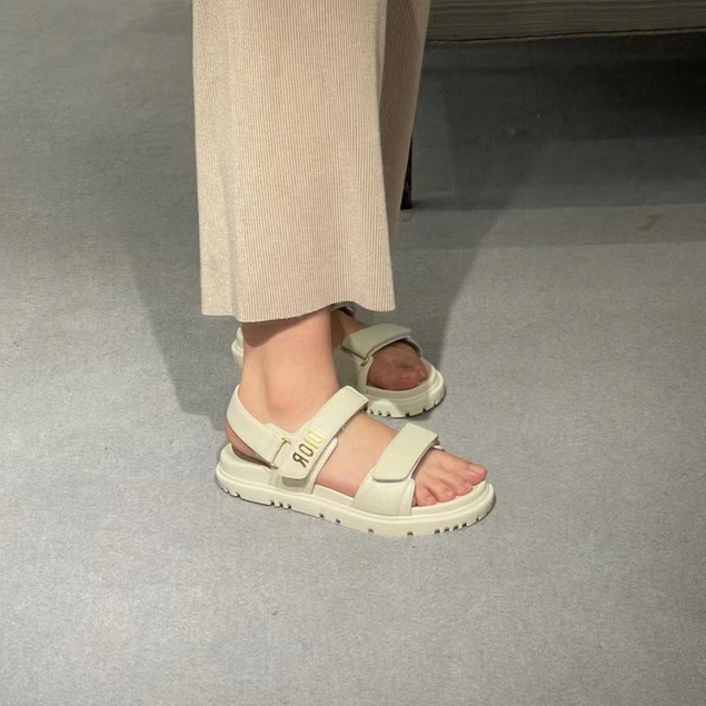 Dioract SANDAL Da Cừu Màu Be Không Hộp
